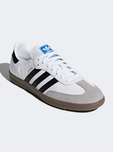 סניקרס Adidas
