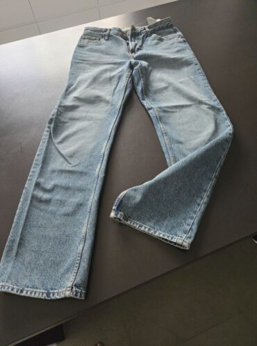 ג'ינס Bershka