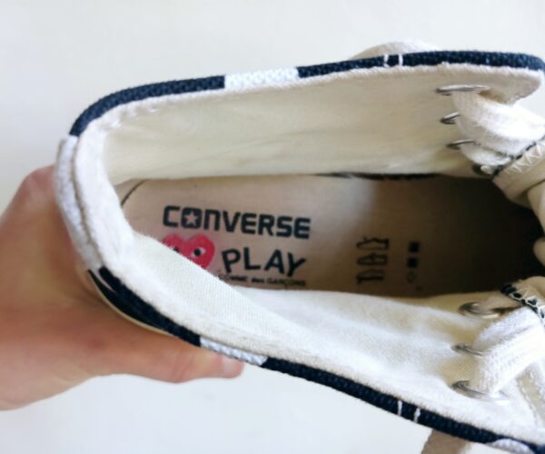 ⁦סניקרס Converse x Comme de Garçons⁩ – תמונה ⁦2⁩