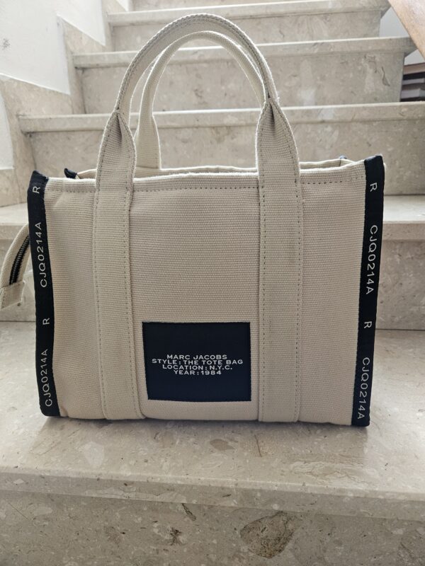 ⁦תיק Marc Jacobs Tote Bag⁩ – תמונה ⁦2⁩