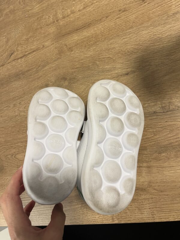 ⁦סניקרס Adidas⁩ – תמונה ⁦3⁩