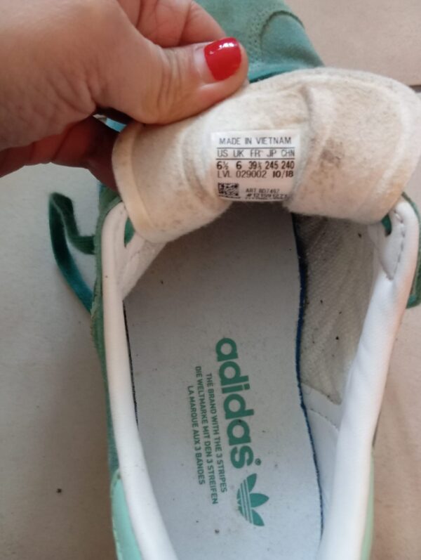 ⁦סניקרס Adidas⁩ – תמונה ⁦2⁩
