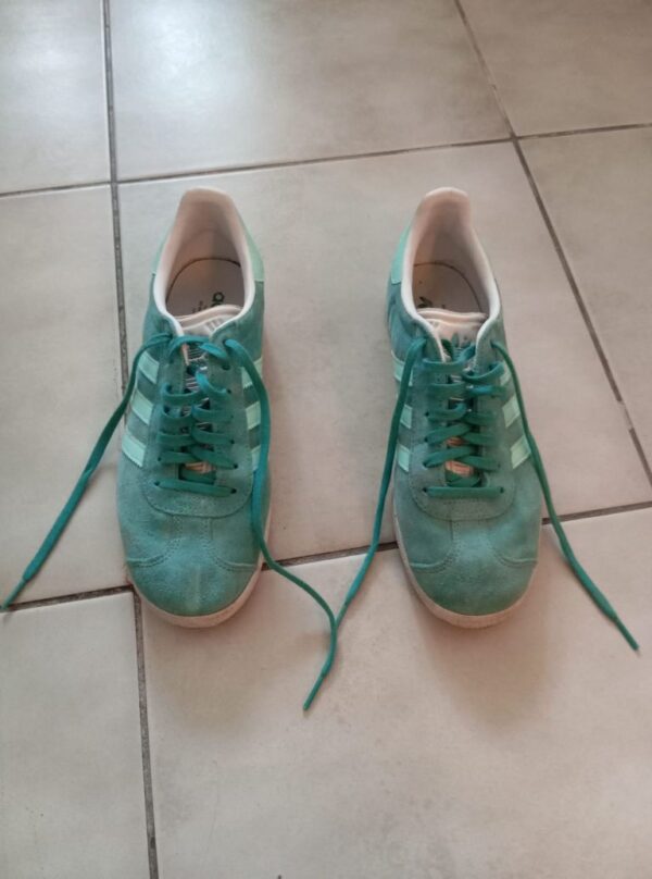סניקרס Adidas