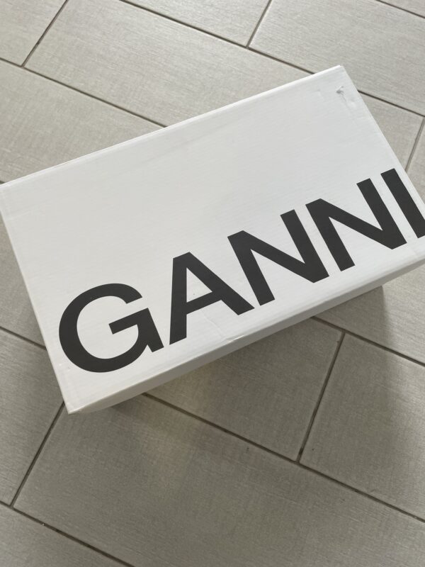 ⁦נעליים שטוחות Ganni⁩ – תמונה ⁦3⁩