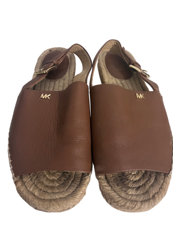 סנדלים Michael Kors