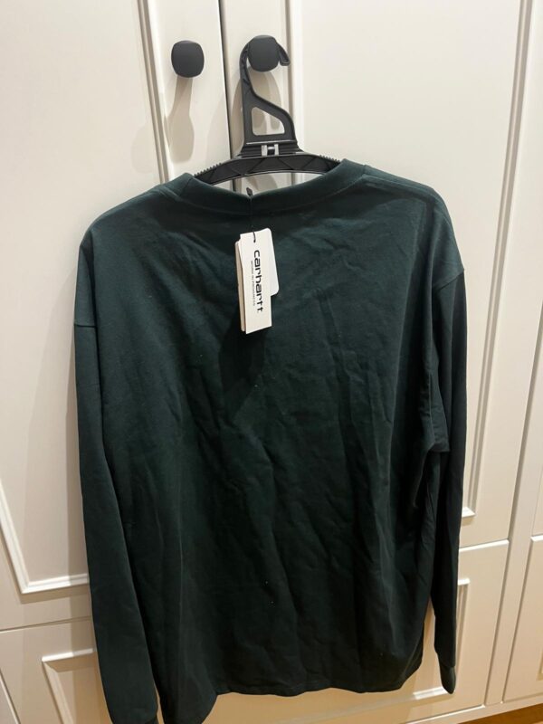 ⁦חולצה ארוכה Carhartt⁩ – תמונה ⁦2⁩