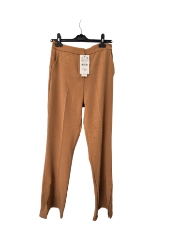 מכנסיים מחוייטים Zara
