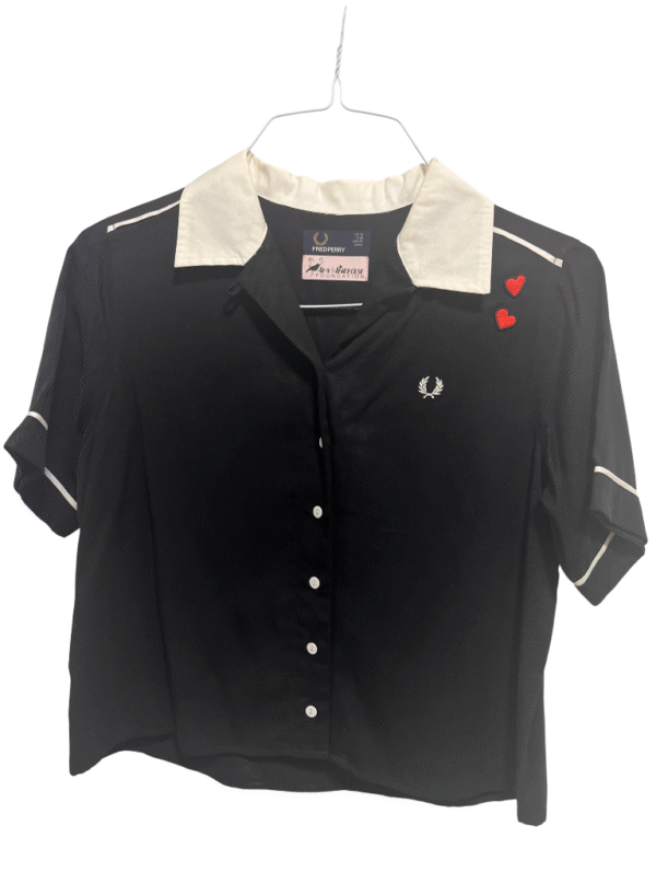 חולצה קצרה Fred Perry איימי ויינהאוס