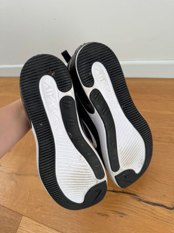 ⁦סניקרס Nike⁩ – תמונה ⁦2⁩