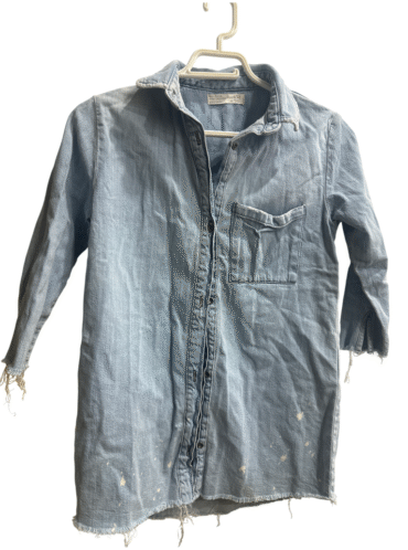 חולצה ג׳ינס מכופתרת Zara