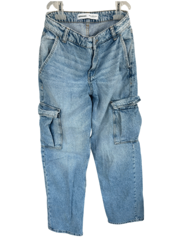 ג'ינס בסגנון דגמח Bershka
