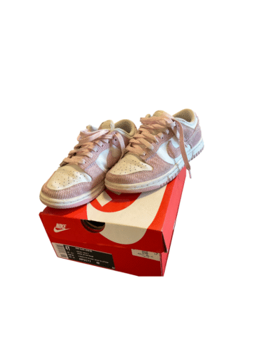 סניקרס Nike