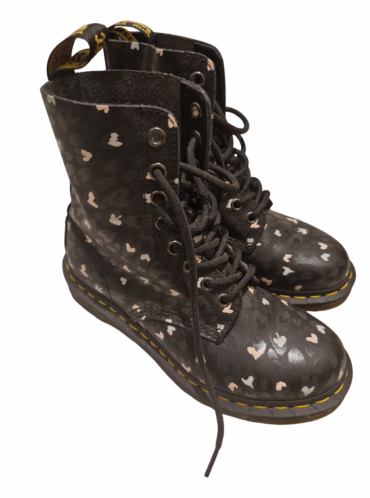 מגפיים Dr. Martens