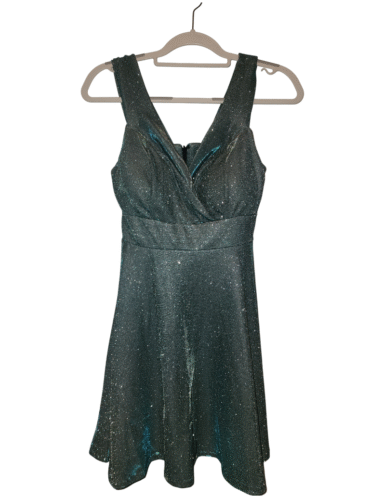 שמלת מיני שמלת מידי לא ידוע