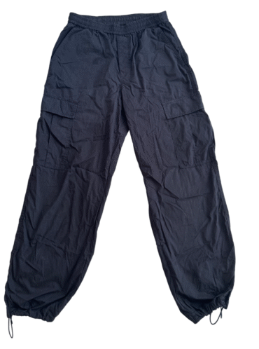 מכנסיים Uniqlo