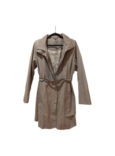 מעיל טרנץ' ורוח Guess