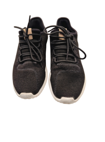 נעלי ספורט Adidas