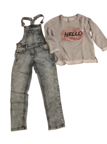 אוברול ג'ינס ופוטר פאייטים מתהפכים