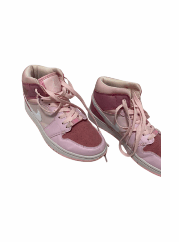 נעלי ספורט Nike