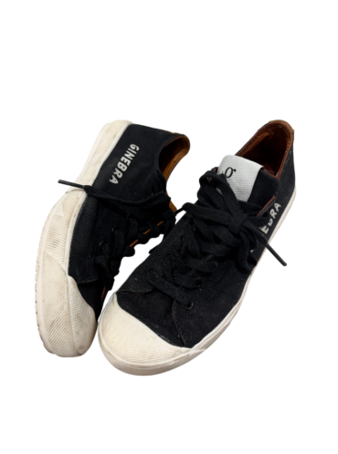 סניקרס Ginebra