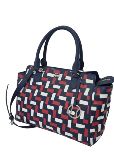 תיק נשיאה גדול של Lacoste