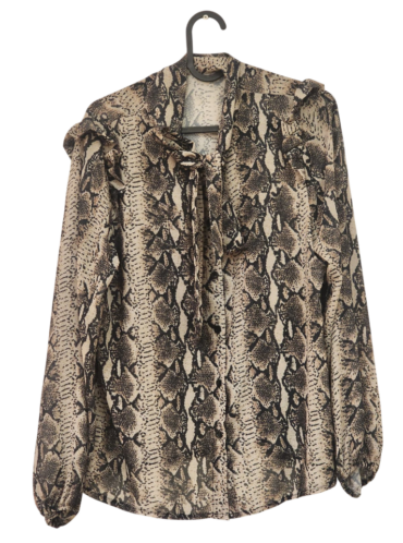 חולצה מכופתרת 10