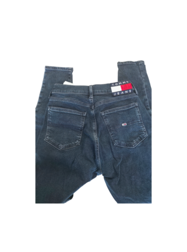 ג'ינס Tommy Hilfiger