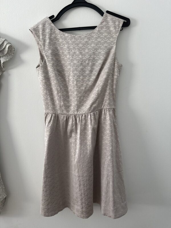 ⁦שתי שמלות של H&M, מידה 36+38⁩ – תמונה ⁦4⁩