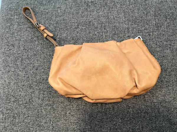 ⁦Prada Clutch Bag תיק קלאטצ׳⁩ – תמונה ⁦2⁩