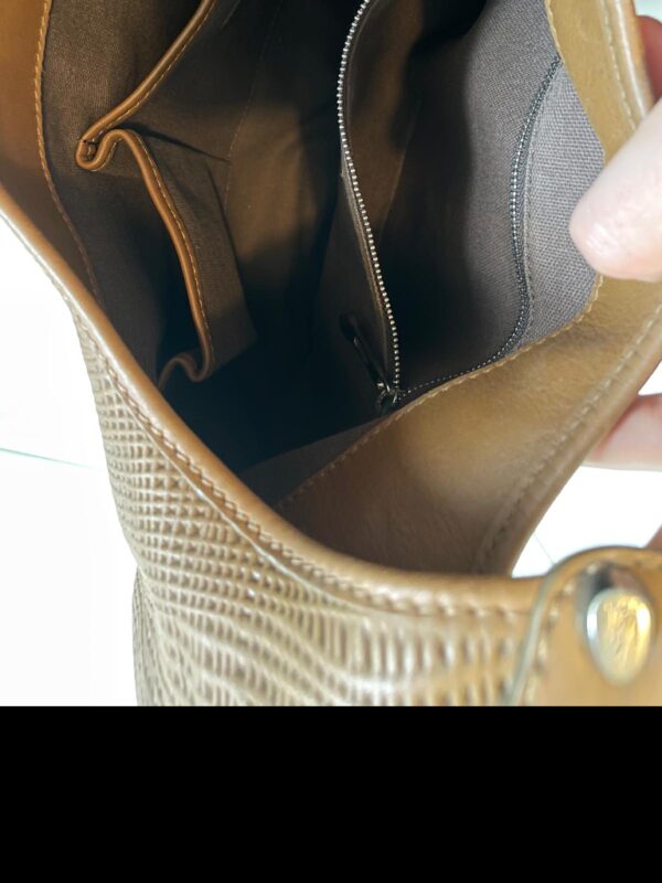 ⁦Burberry leather bag⁩ – תמונה ⁦2⁩