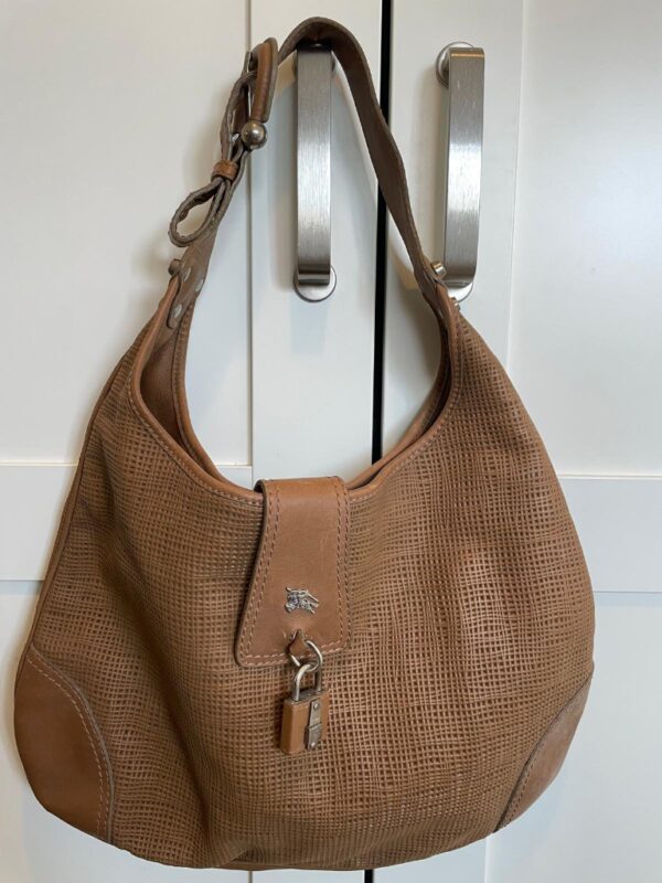 ⁦Burberry leather bag⁩ – תמונה ⁦3⁩