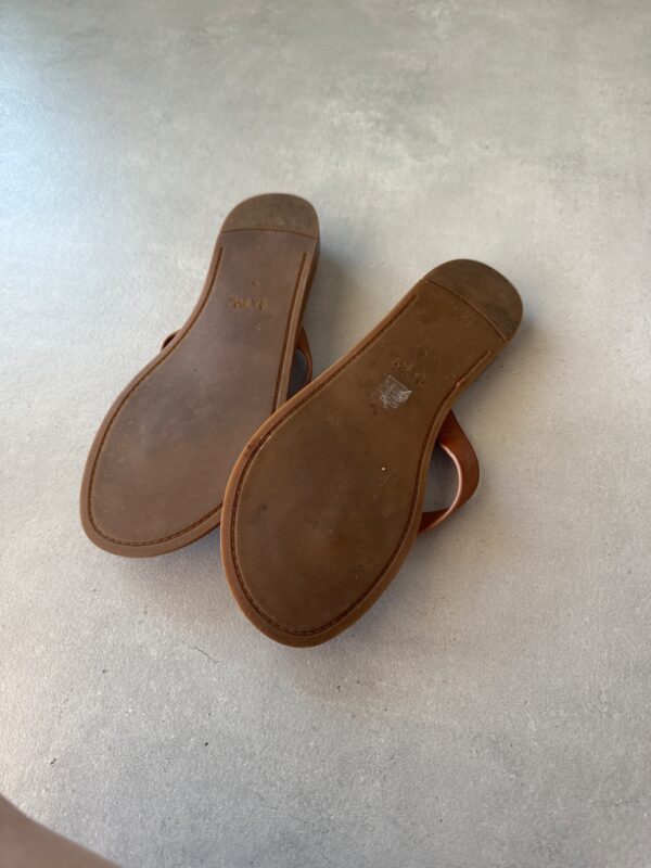 ⁦Coach leather sandals⁩ – תמונה ⁦3⁩