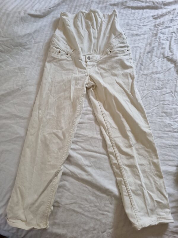 ⁦White MOM cut pregnancy jeans⁩ – תמונה ⁦4⁩