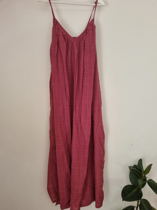 ⁦Rusty pink wide summer dress⁩ – תמונה ⁦2⁩